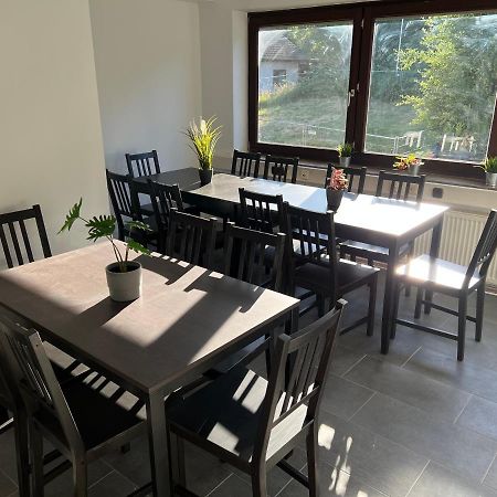 Olymp Wettenberg - Monteurzimmer Launsbach Bagian luar foto