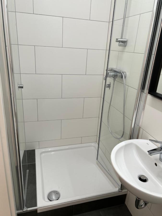 Olymp Wettenberg - Monteurzimmer Launsbach Bagian luar foto