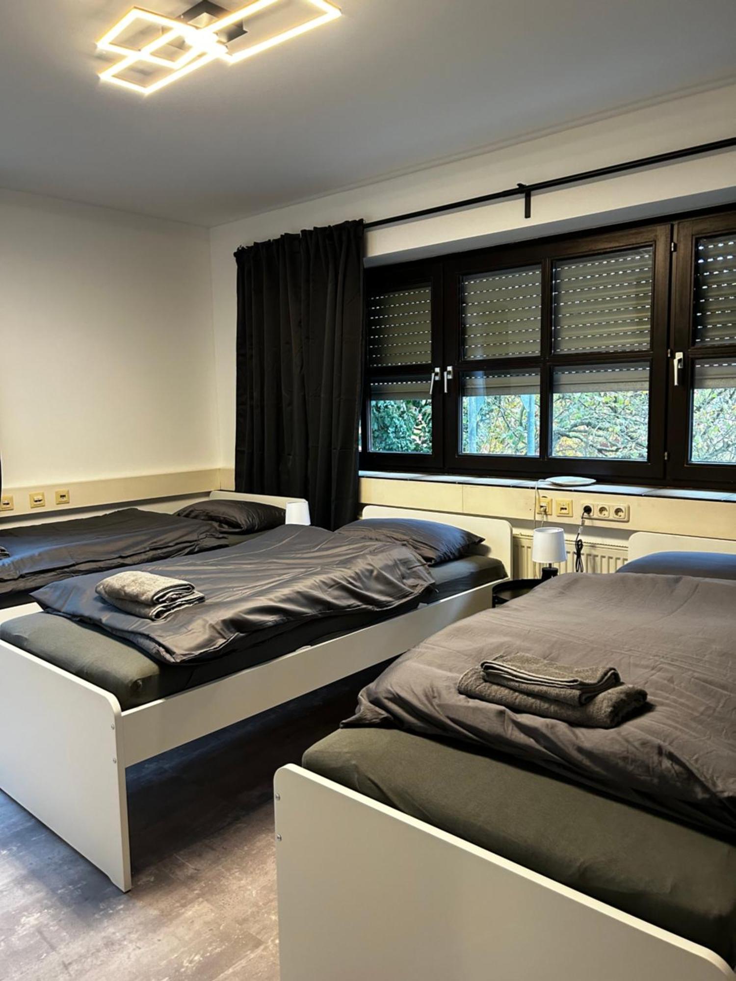 Olymp Wettenberg - Monteurzimmer Launsbach Bagian luar foto