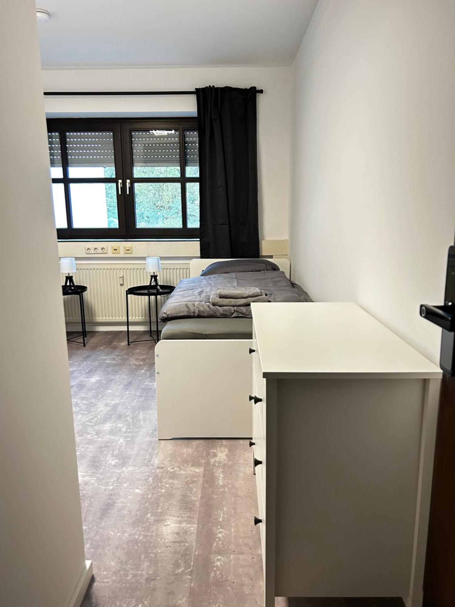 Olymp Wettenberg - Monteurzimmer Launsbach Bagian luar foto